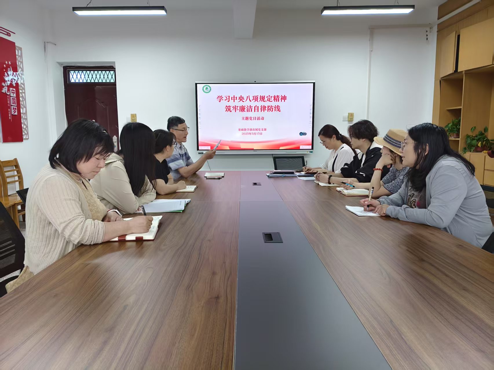 fab58e63f53744499c396d64af13e1e0.jpg fab58e63f53744499c396d64af13e1e0.jpg