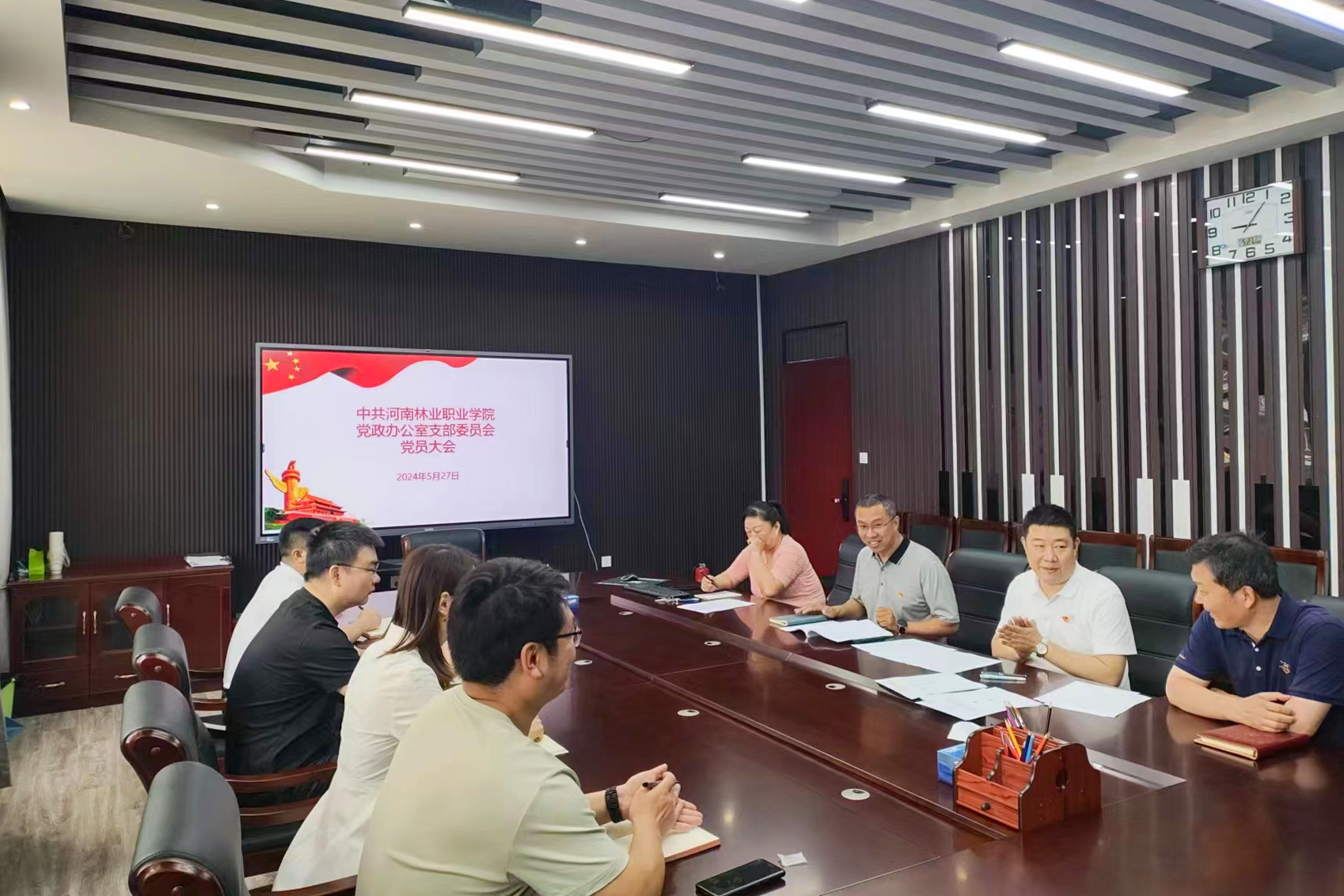 7079c246b6f54d6f8f5dd16ce70acd30.jpg 7079c246b6f54d6f8f5dd16ce70acd30.jpg