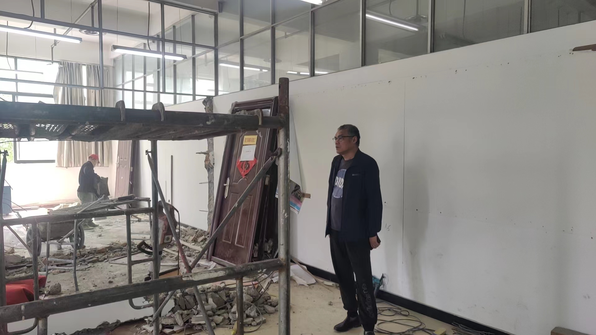 c4f8e5e158a14213a9018c1b6e0ad5ea.jpg c4f8e5e158a14213a9018c1b6e0ad5ea.jpg