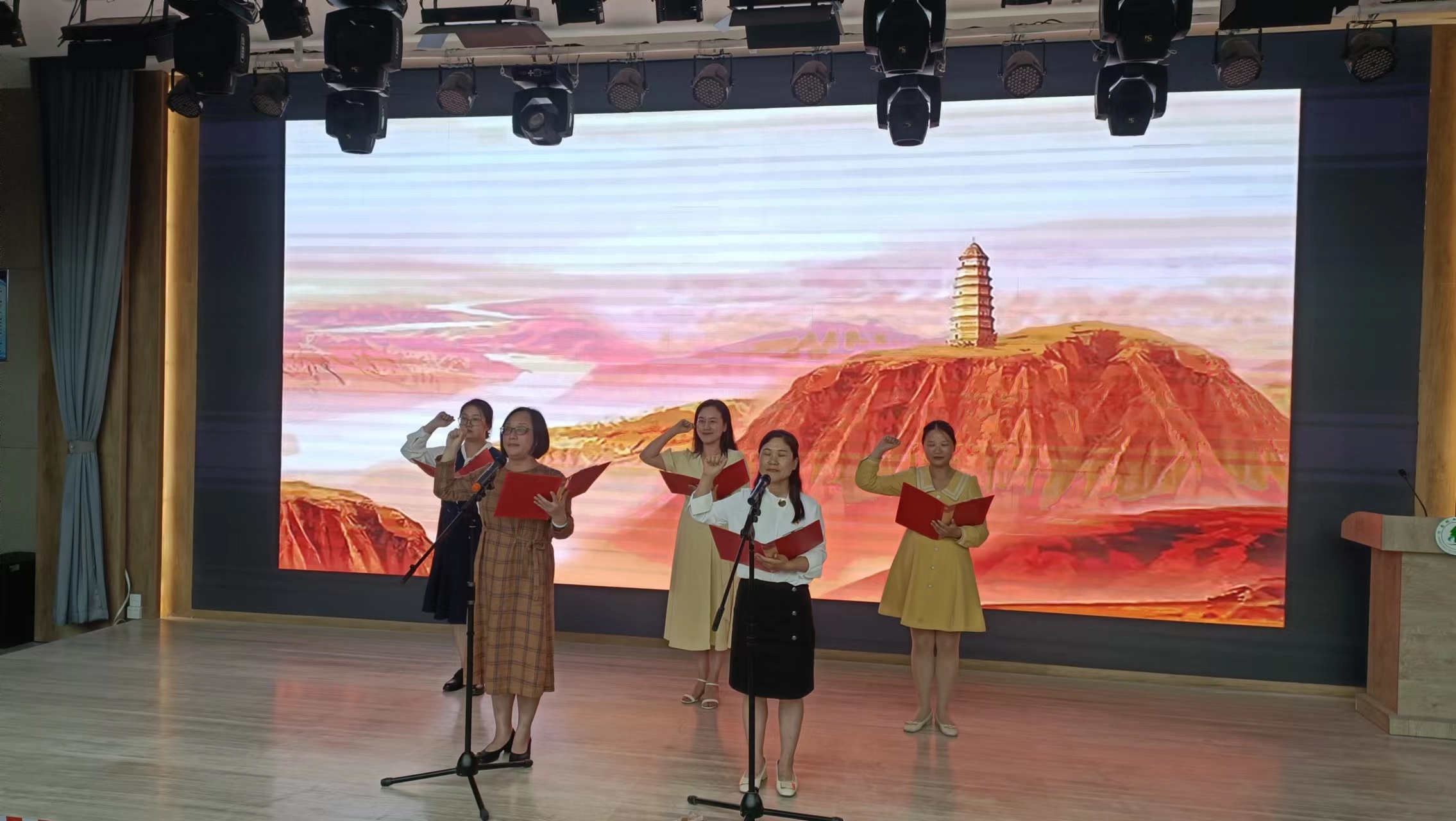 2687d20838be4b11b199a729c84a3b0d.jpg 2687d20838be4b11b199a729c84a3b0d.jpg