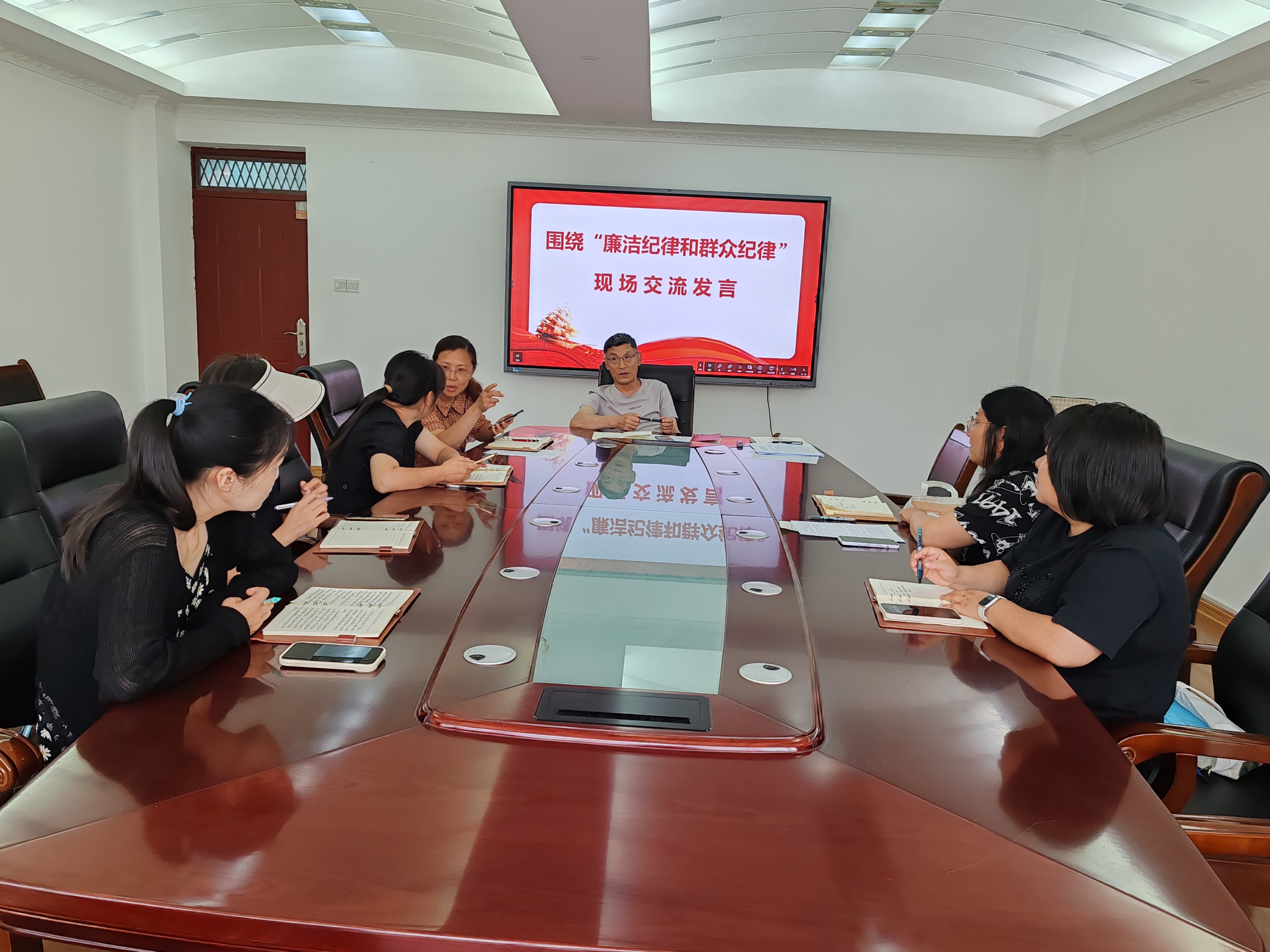 6b9034acd8a34fecad5624ae11bc80ce.jpg 6b9034acd8a34fecad5624ae11bc80ce.jpg