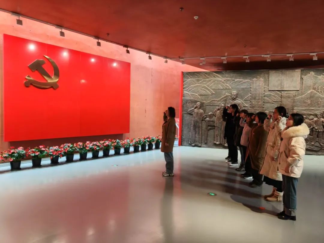 2f05b58efccc465d90d31effb7724761.jpg 2f05b58efccc465d90d31effb7724761.jpg