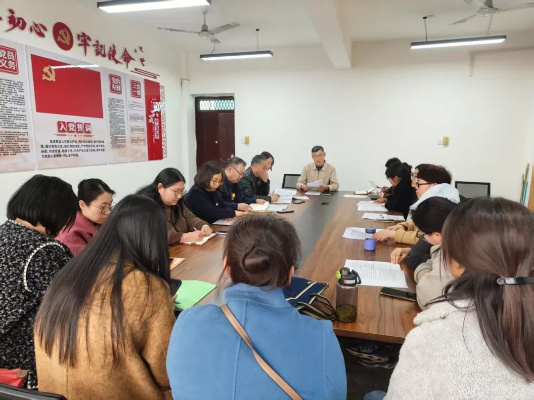 84928d21e9fd42c58d58d1a2bf9b53ba.jpg 84928d21e9fd42c58d58d1a2bf9b53ba.jpg