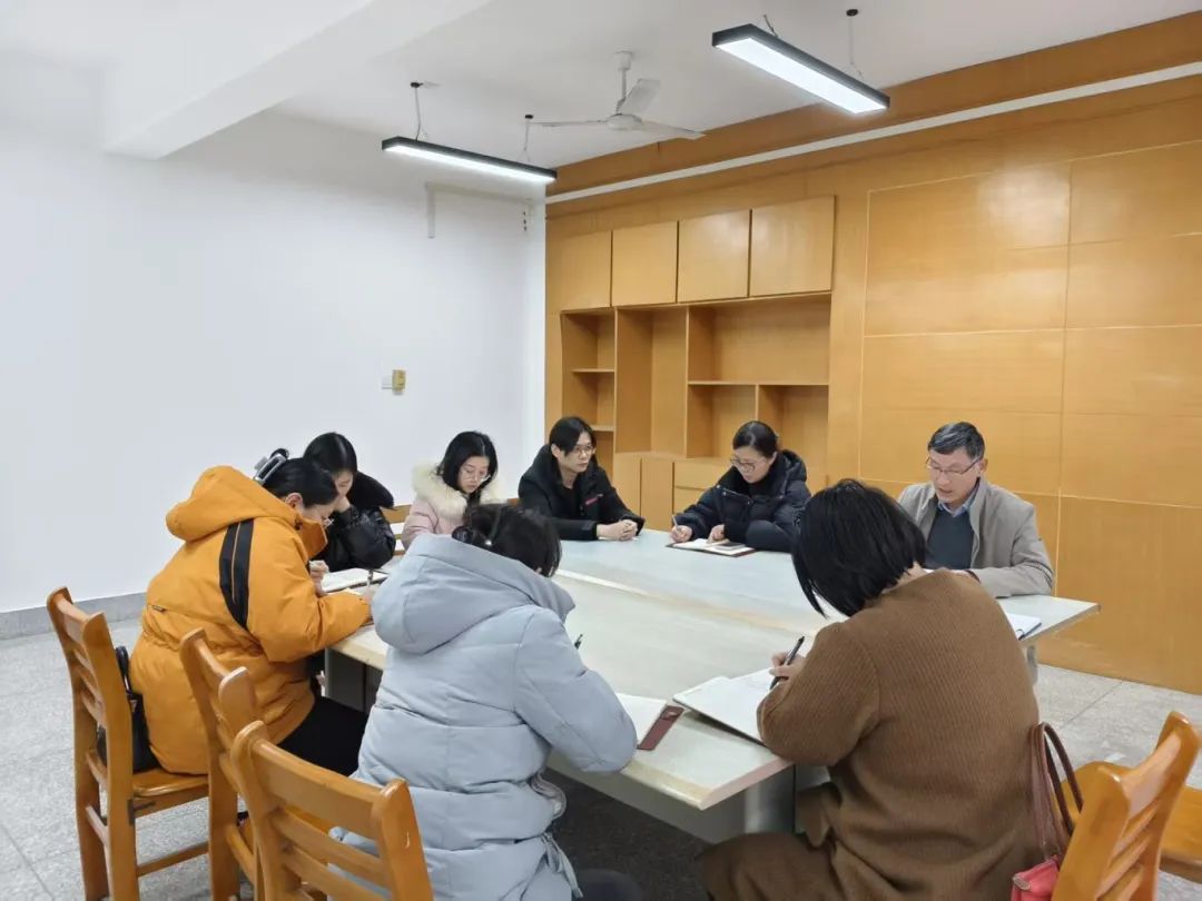 9ef8ad5cbba94f2c8b32ae27206756bd.jpg 9ef8ad5cbba94f2c8b32ae27206756bd.jpg