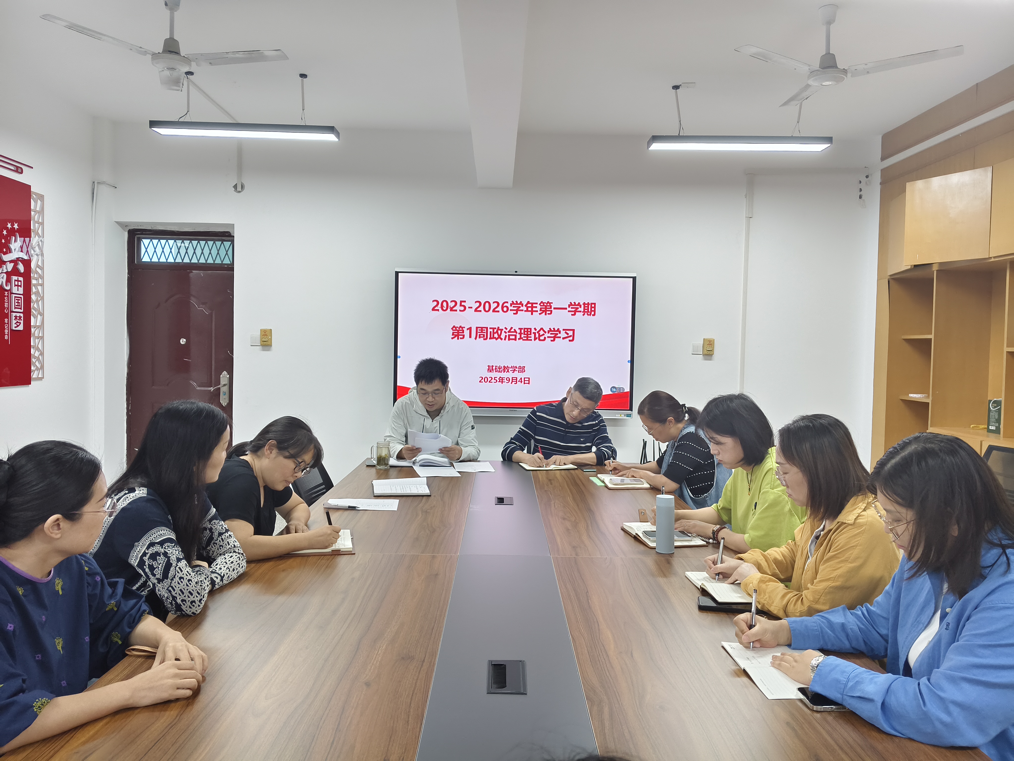 128f4f967bf1454d83e296fe98989d7f.jpg 128f4f967bf1454d83e296fe98989d7f.jpg