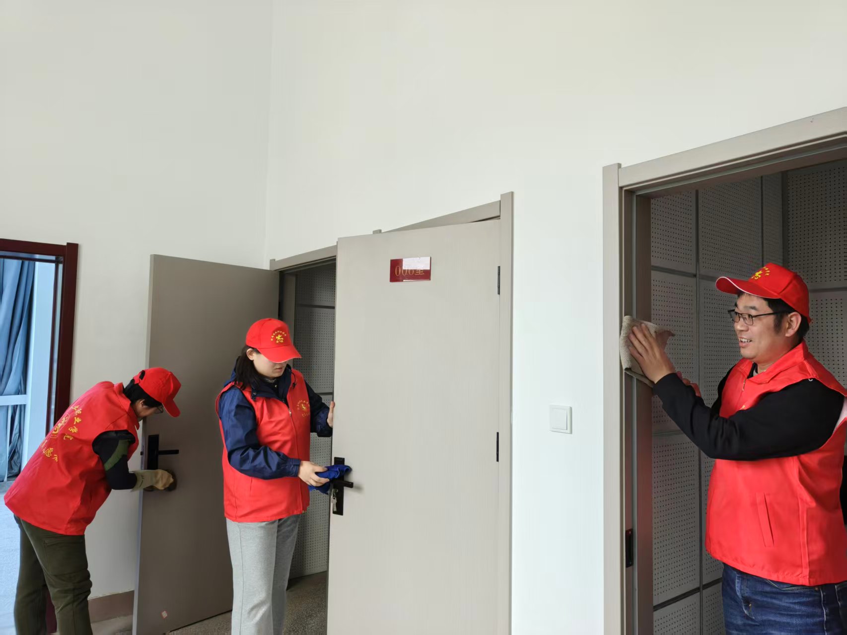 3d1d49f3c5c0485bbeca296170f65f3d.jpg 3d1d49f3c5c0485bbeca296170f65f3d.jpg