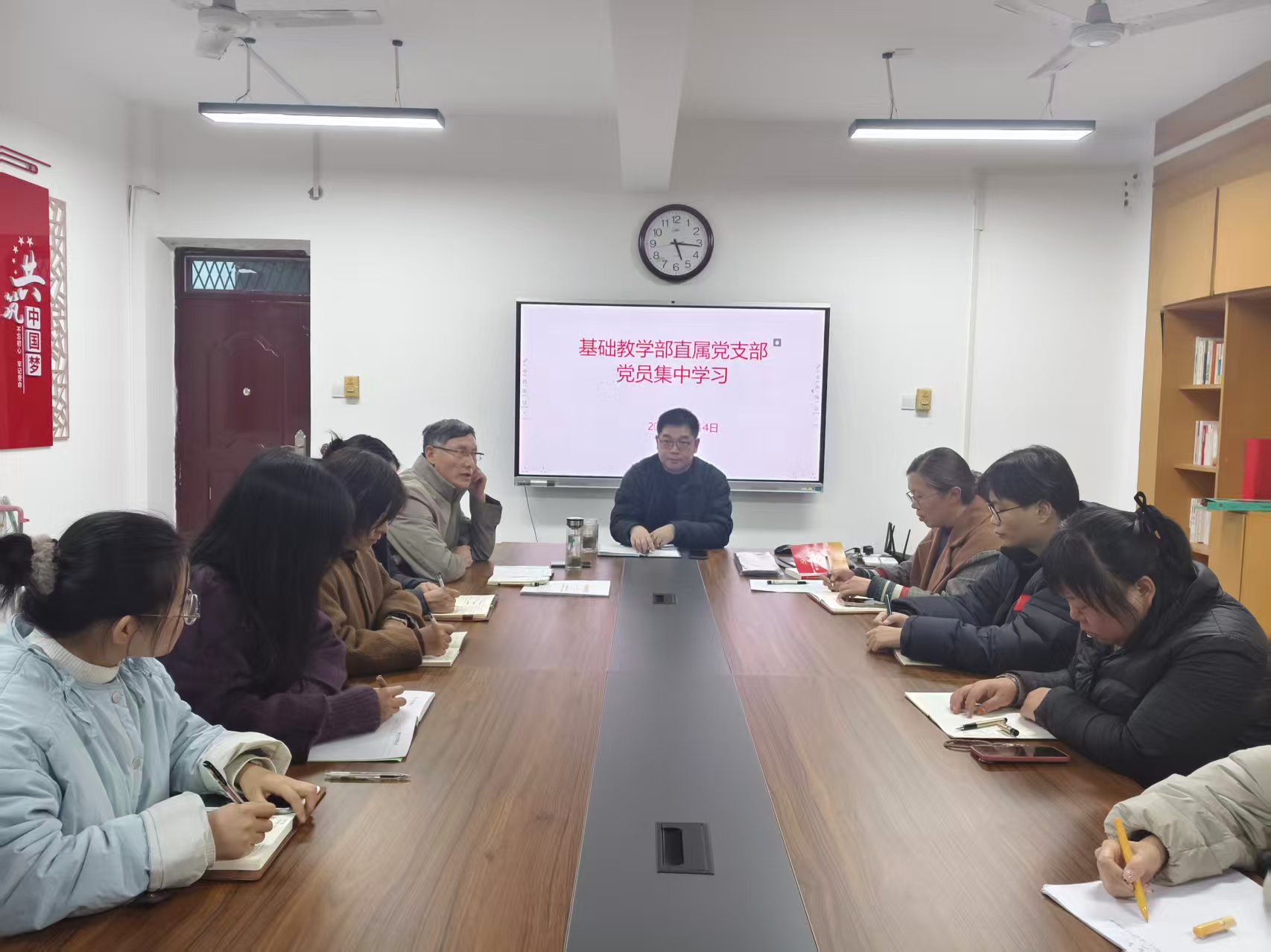 23911b8a0edb48e4b9a73fe909f3f974.jpg 23911b8a0edb48e4b9a73fe909f3f974.jpg