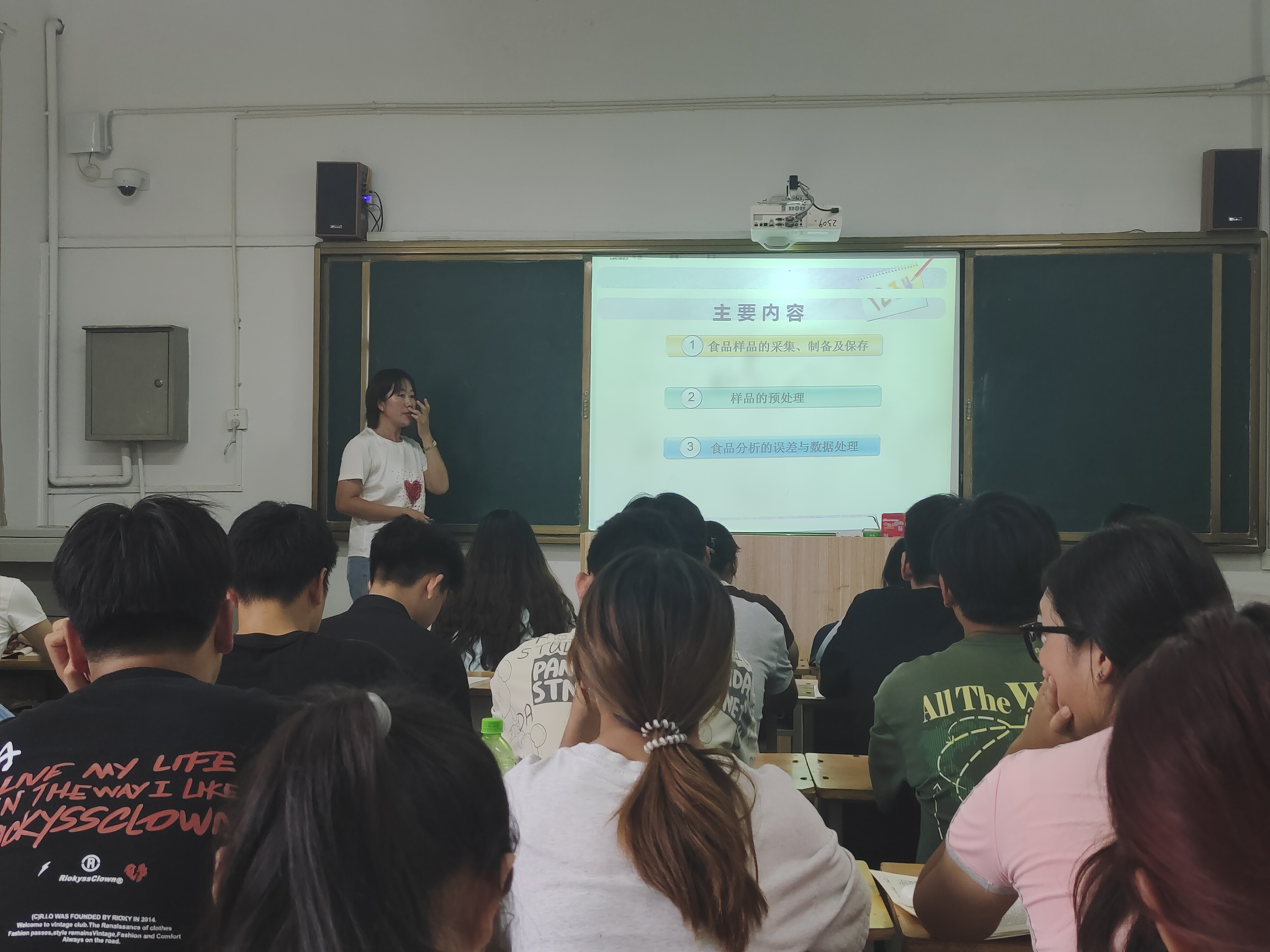 8f336bb945864fb0a8b05b75c38ec51a.jpg 8f336bb945864fb0a8b05b75c38ec51a.jpg