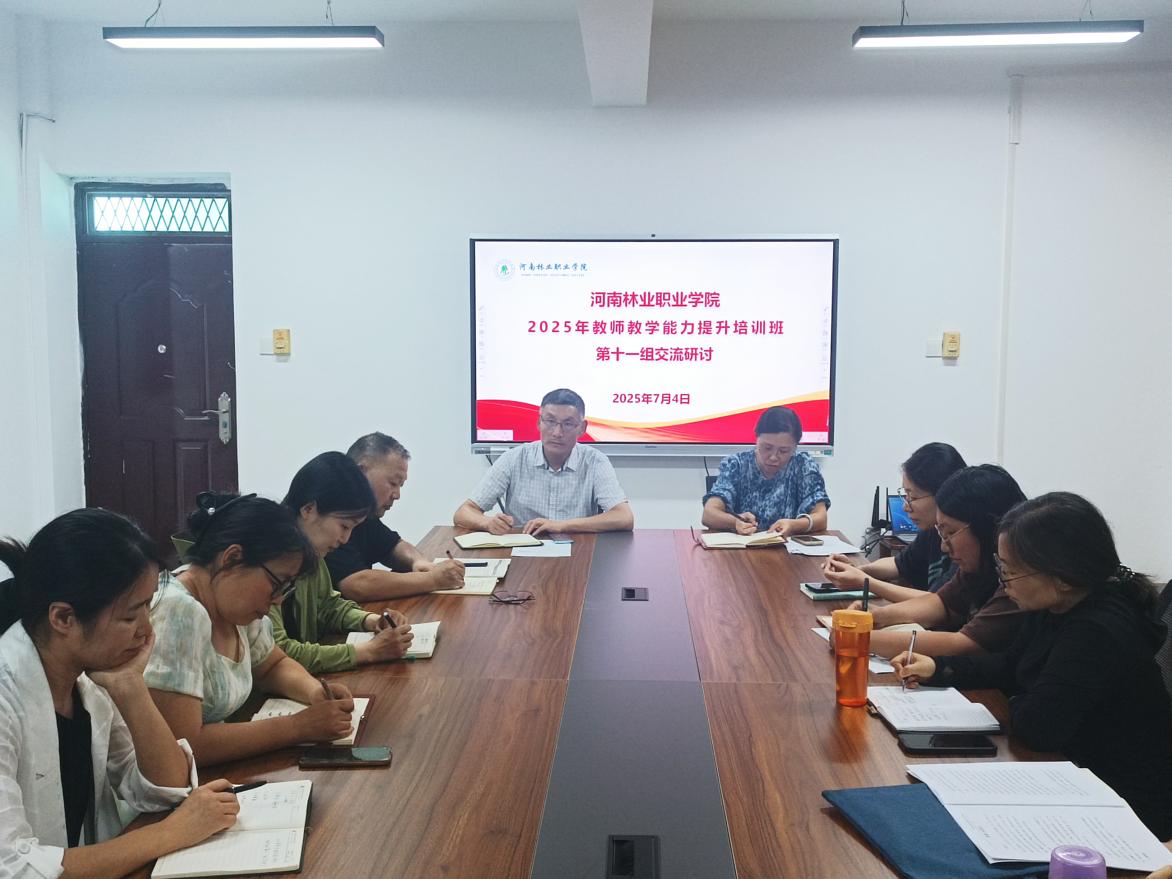 b222ff651671462796f9409431e388c2.jpg b222ff651671462796f9409431e388c2.jpg