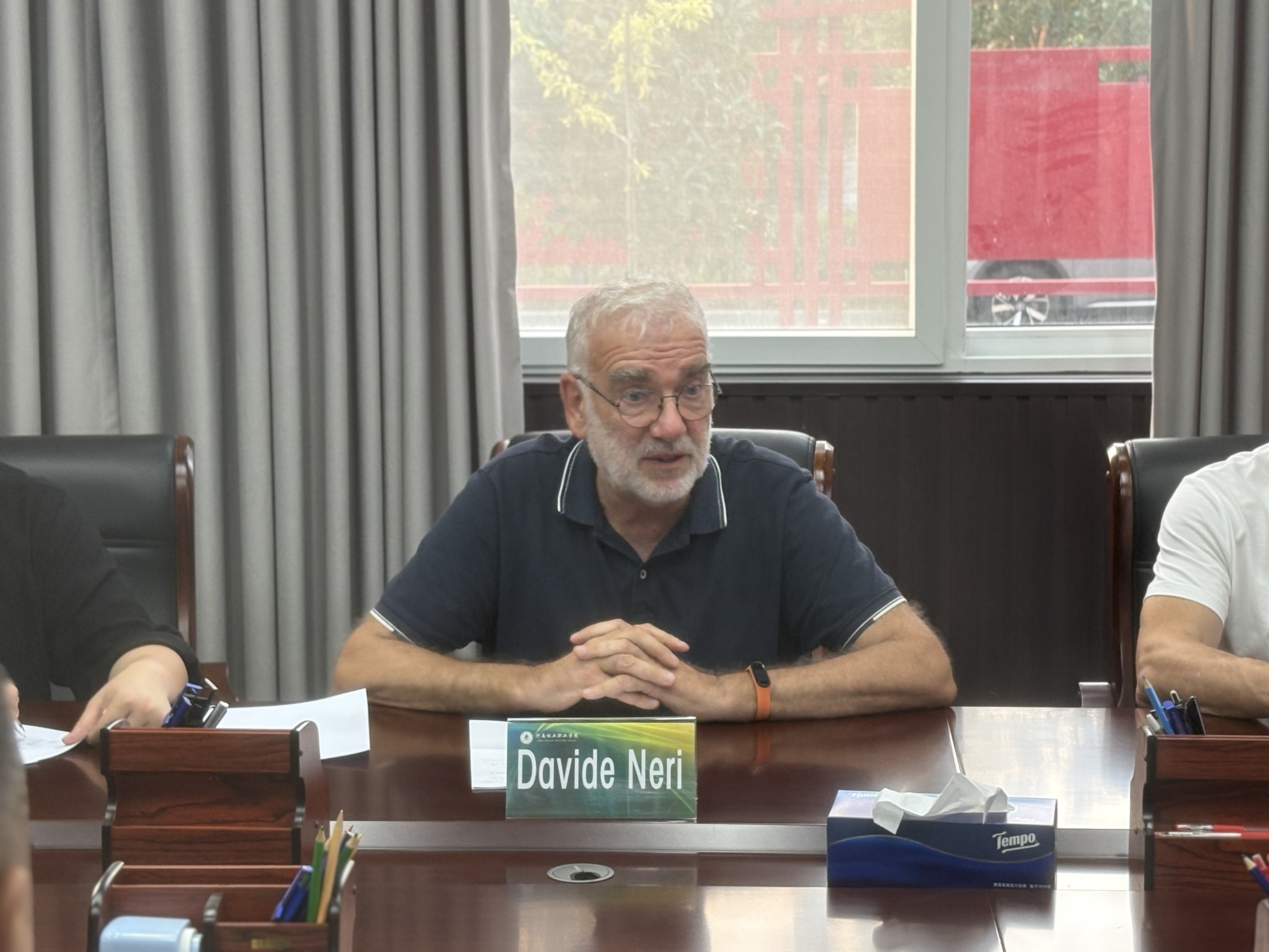 42e63239fd36491f84895a4e4f8e51f9.jpg 42e63239fd36491f84895a4e4f8e51f9.jpg