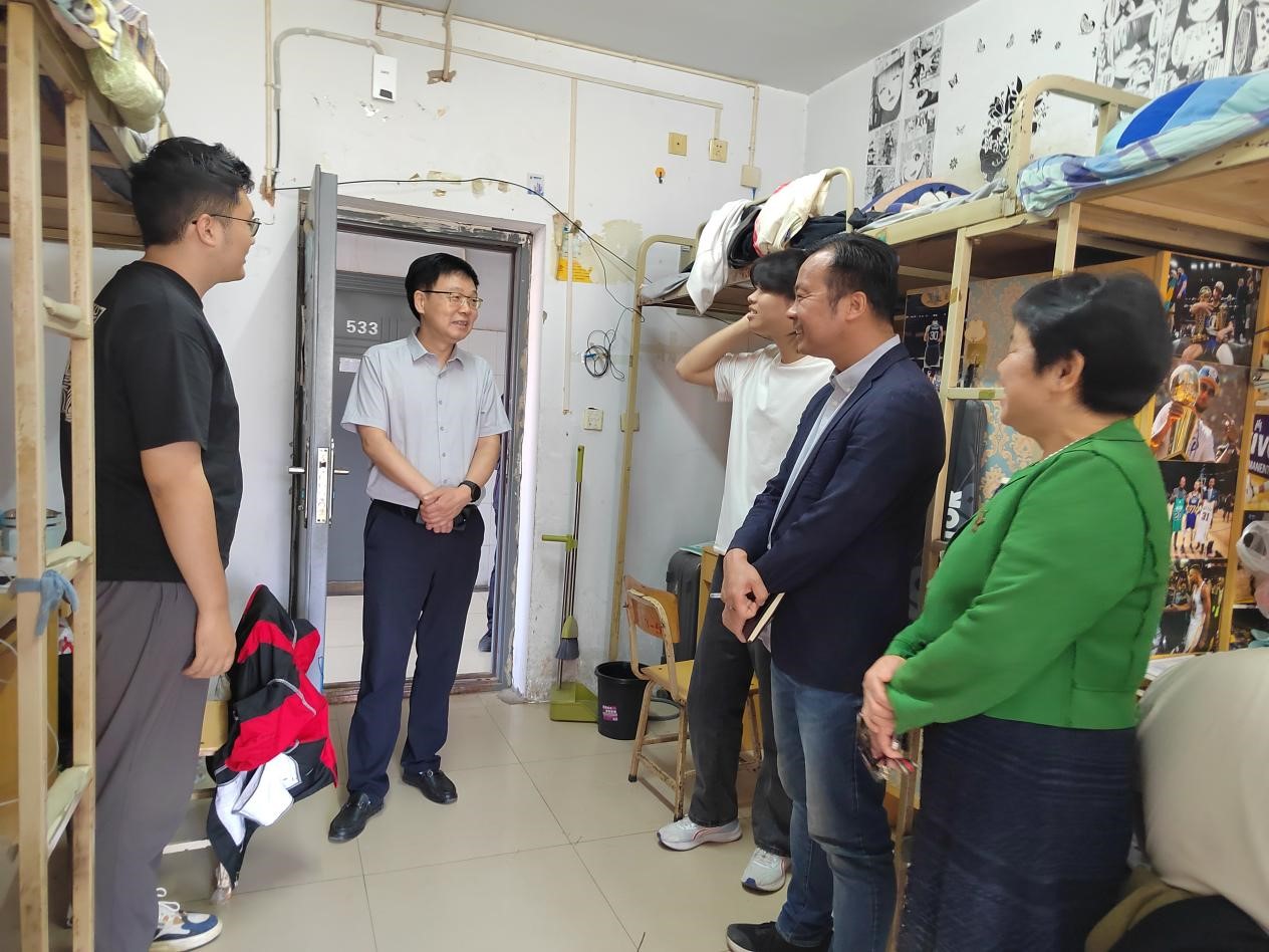 fde1779f1a1745f2b6829224edaf2eac.jpg fde1779f1a1745f2b6829224edaf2eac.jpg