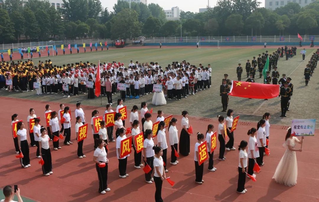 98663a4d123240c09889c071b2c19b1c.jpg 98663a4d123240c09889c071b2c19b1c.jpg