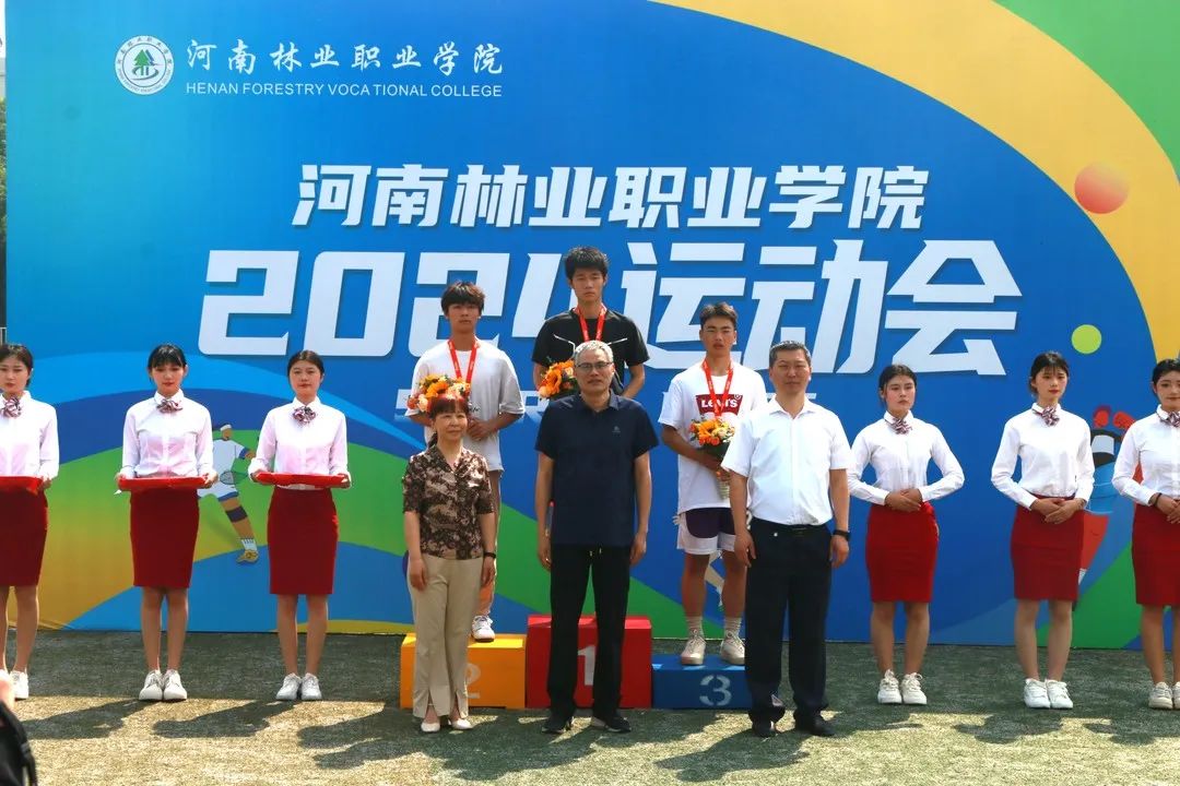 fd0aad2f8a024b24ab1916e53cbc2591.jpg fd0aad2f8a024b24ab1916e53cbc2591.jpg